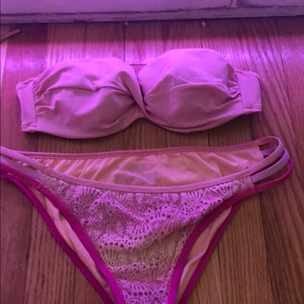Victoria's secret bathing suit !!